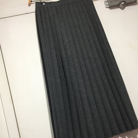 NEW VINTAGE RALPH LAUREN WOOL PLEATED SKIRTS SIZE 8 - Picture 5 of 8